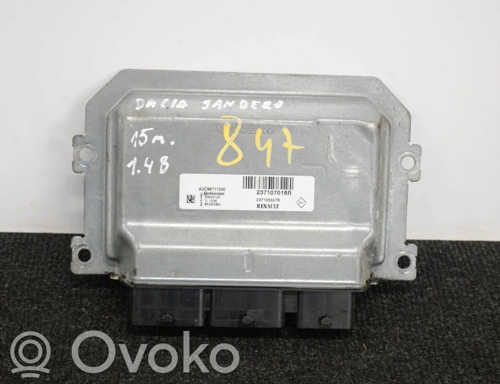 Dacia Sandero Engine control unit/module 