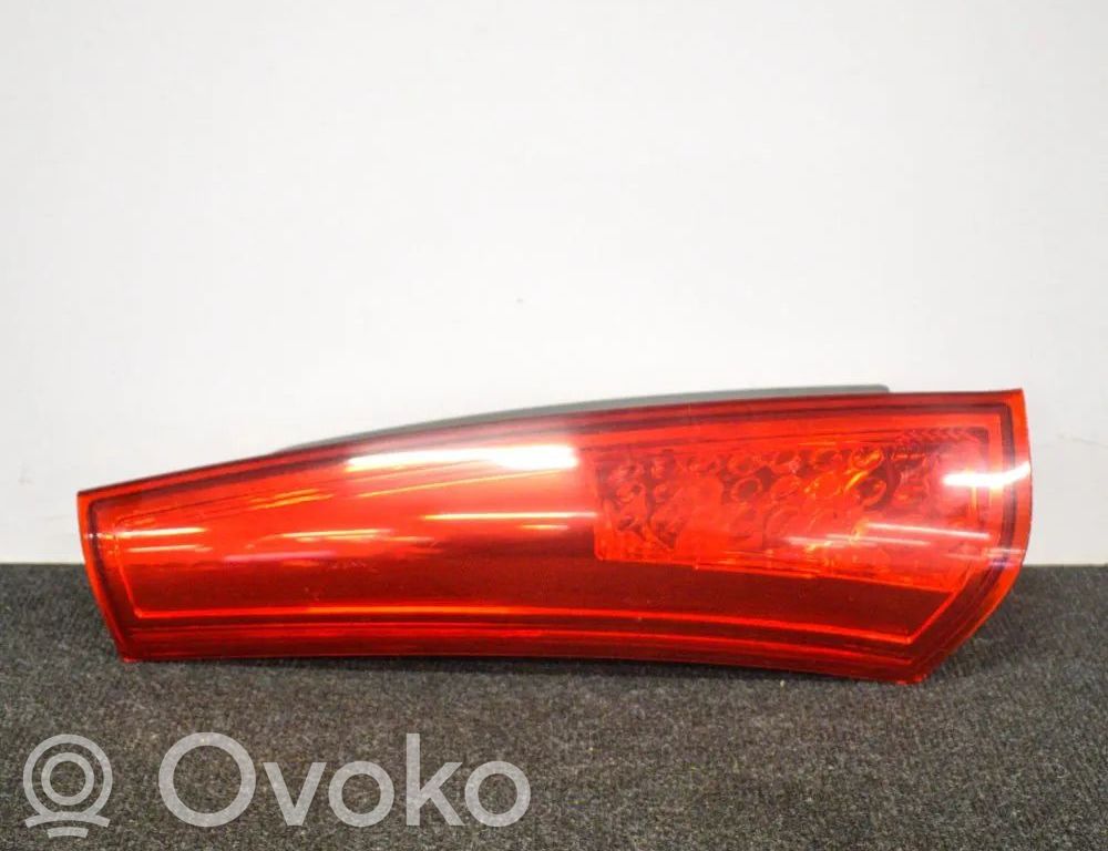 Lampa tylna   924031H3