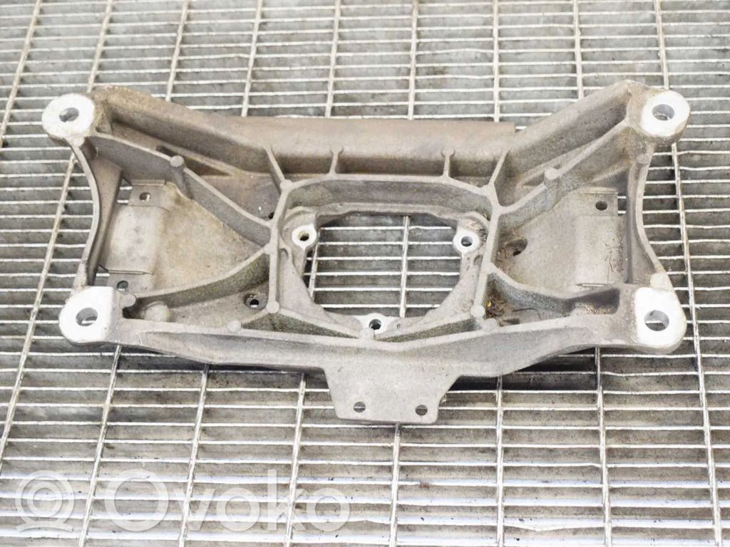 Audi A7 S7 4G Halterung Lager Getriebe 