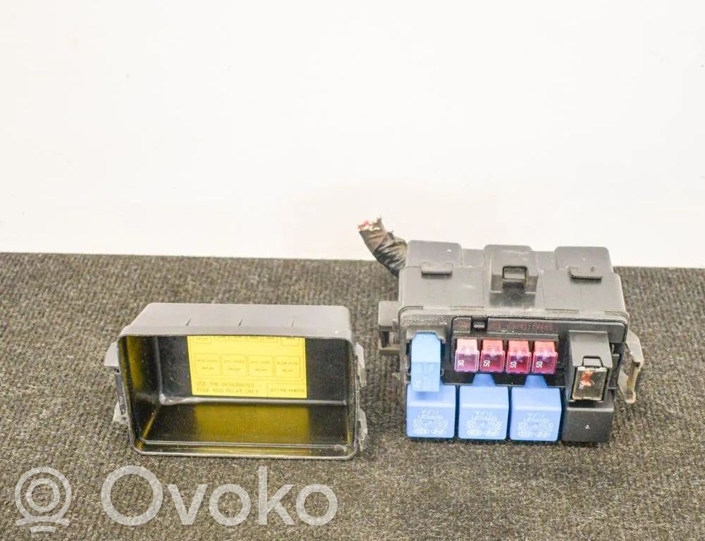 KIA Ceed Fuse box set 