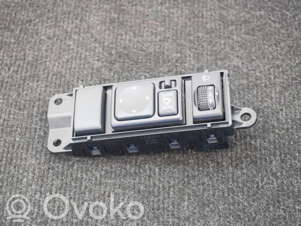 Nissan Juke I F15 Set comutatoare 
