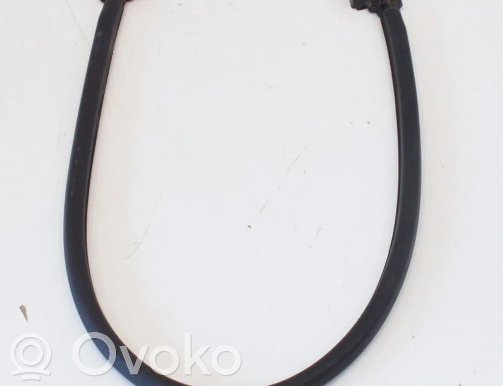 Opel Mokka Engine compartment rubber 