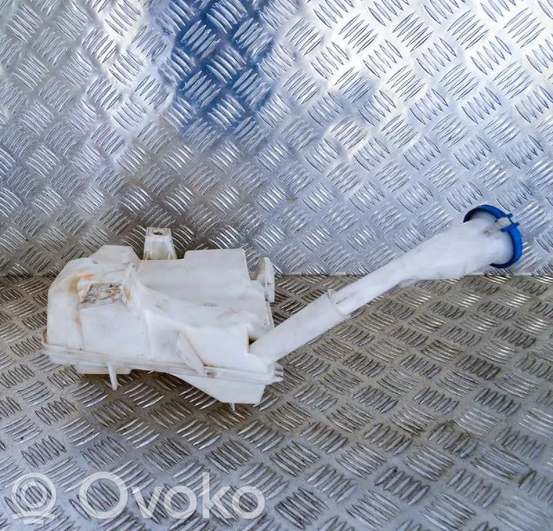 Ford Focus Langų skysčio bakelis 