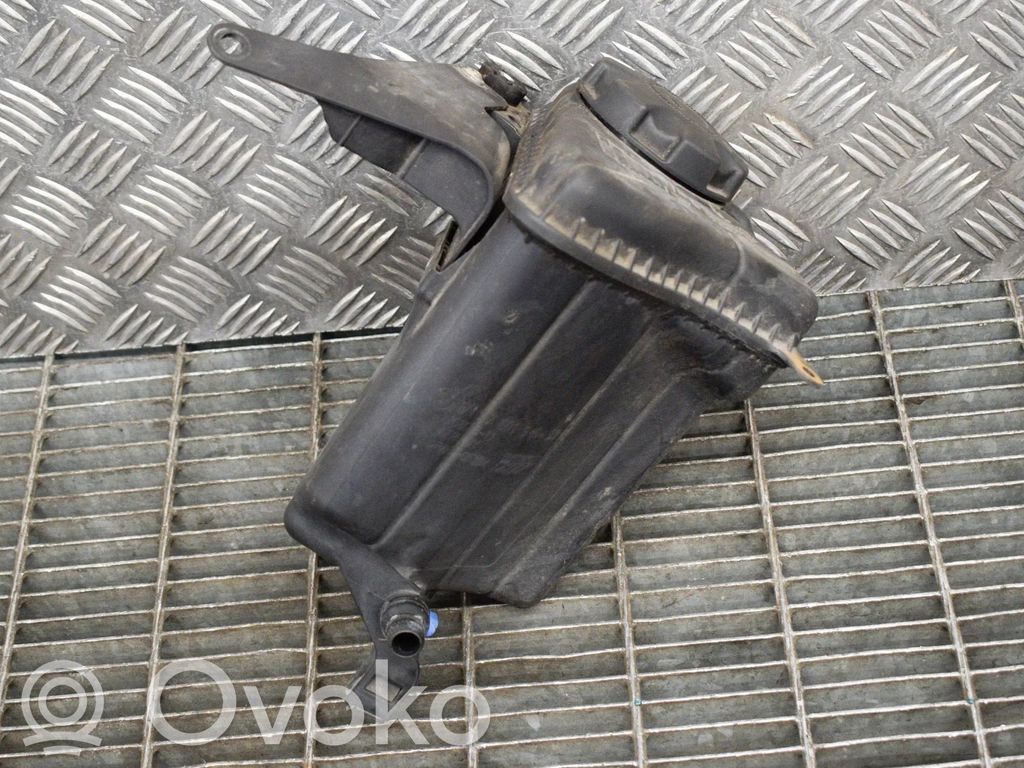 BMW 5 F10 F11 Serbatoio di compensazione del liquido refrigerante/vaschetta