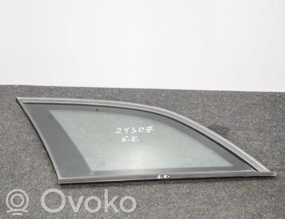 Mercedes-Benz C W204 Finestrino laterale posteriore