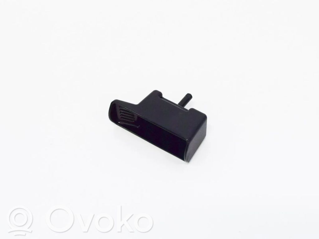 Car ashtray   7079389