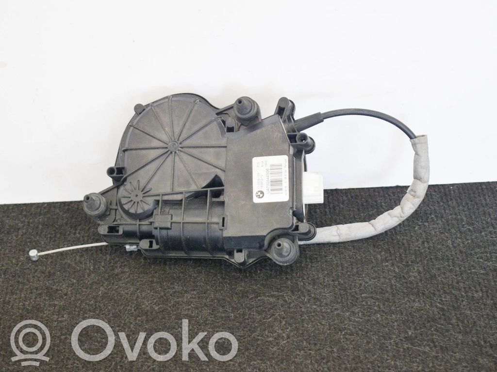 BMW X5 F15 Siłownik elektryczny podnoszenia klapy tylnej / bagażnika 