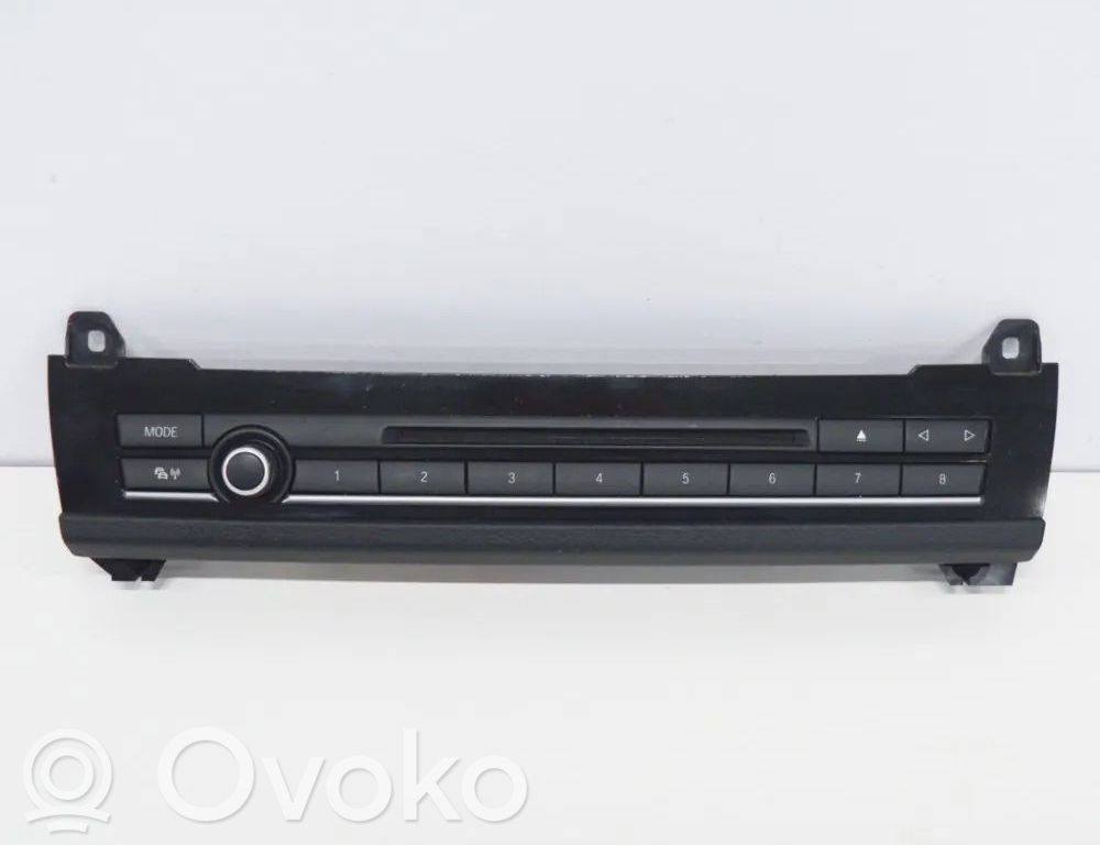 BMW 5 F10 F11 Przyciski / Przełącznik regulacji głośności 