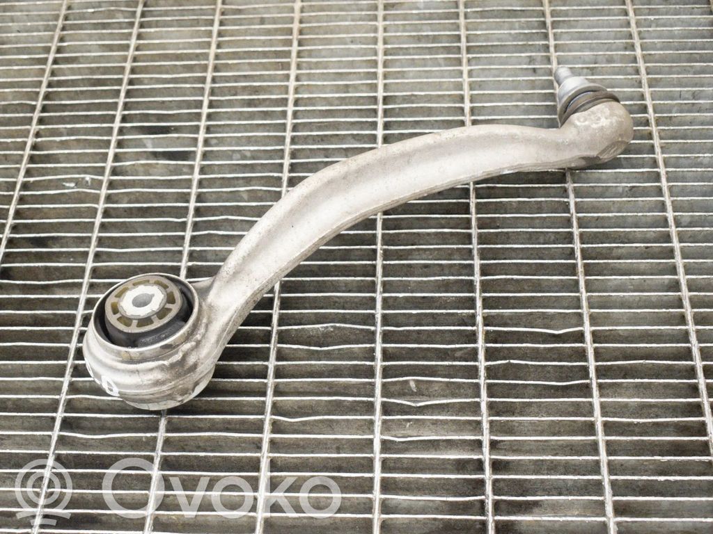 Mercedes-Benz C W205 Braccio di controllo sospensione anteriore inferiore/braccio oscillante 