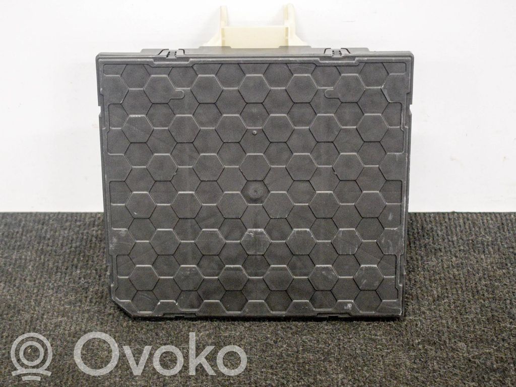 Volkswagen PASSAT B8 Modul de control caroserie central 