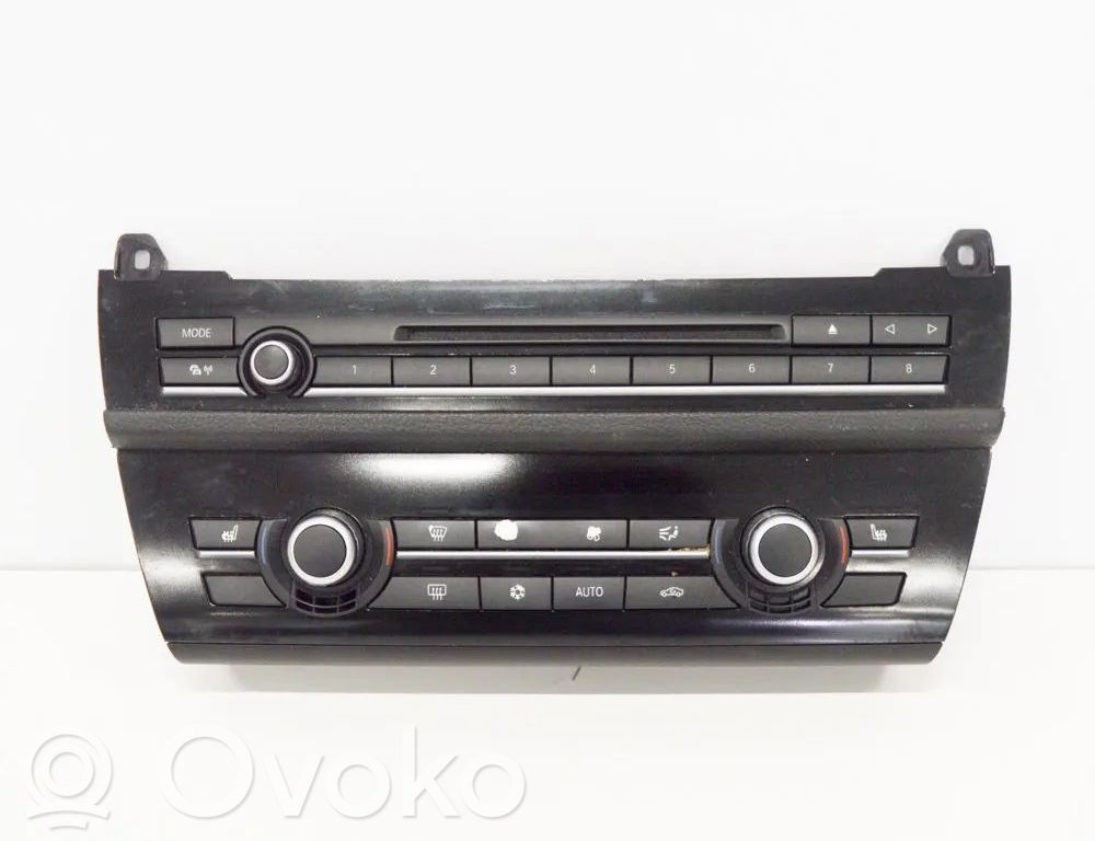 Comutator control ventilator interior   9249708
