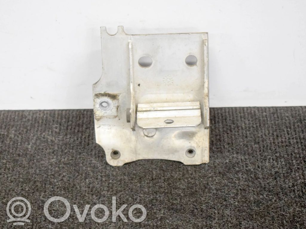 BMW 7 F01 F02 F03 F04 Suport panou fixare radiatoare