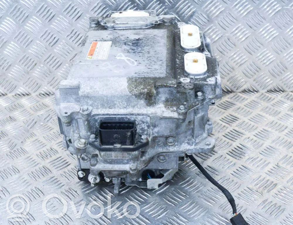 Lexus IS III XE30 Inversor/convertidor de voltaje 