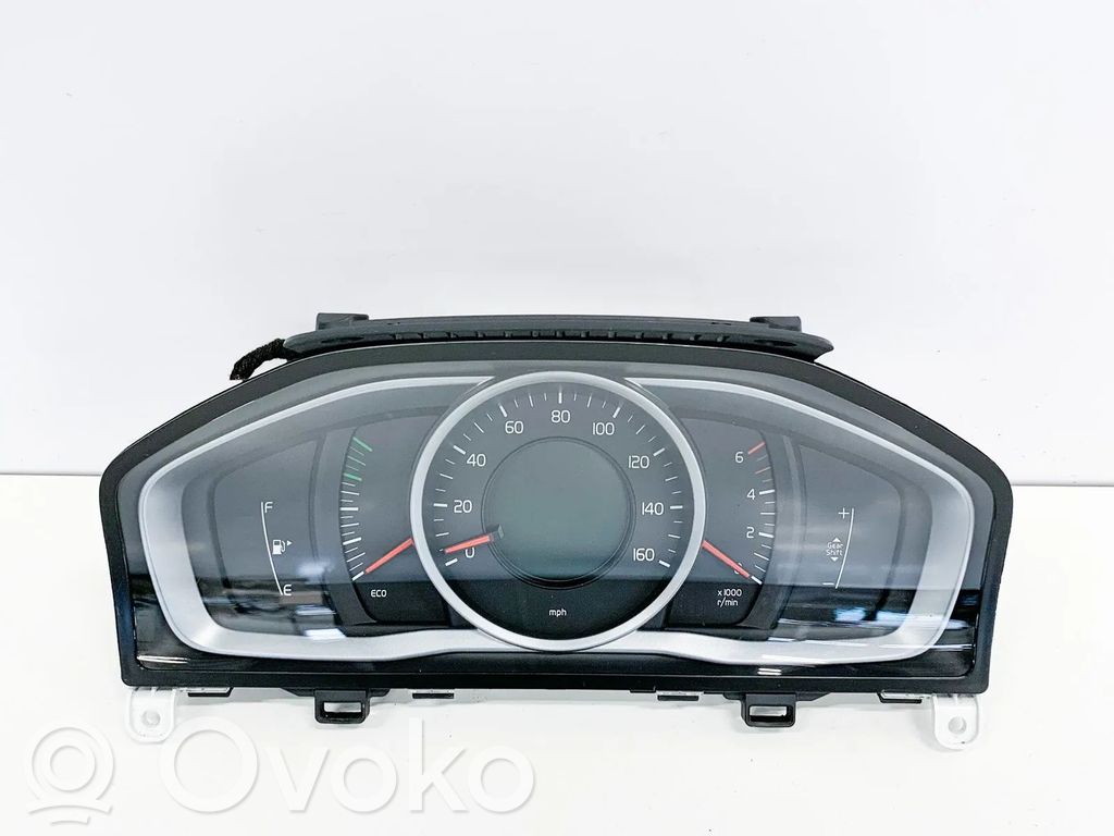 Volvo V60 Licznik / Prędkościomierz 
