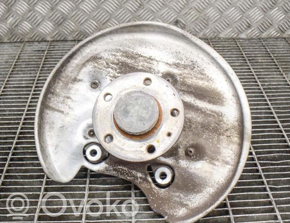 Audi A4 S4 B9 8W Piasta koła tylnego 