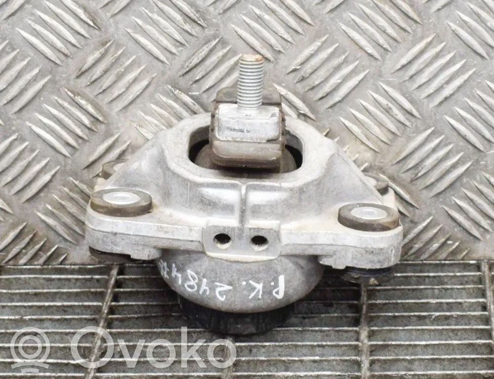 Land Rover Range Rover Sport L494 Engine mount bracket 