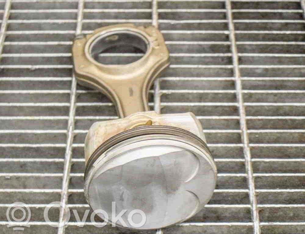 Piston   7840918,7838623