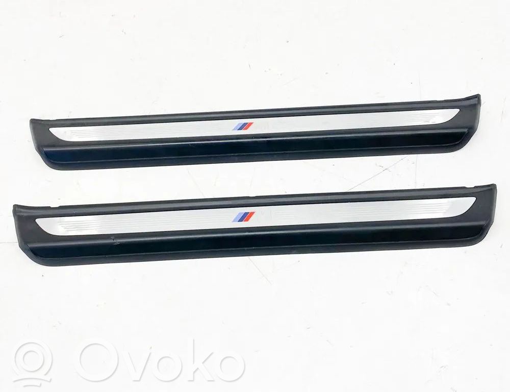 BMW 6 F12 F13 Zestaw listew progowych (wewnętrznych) 