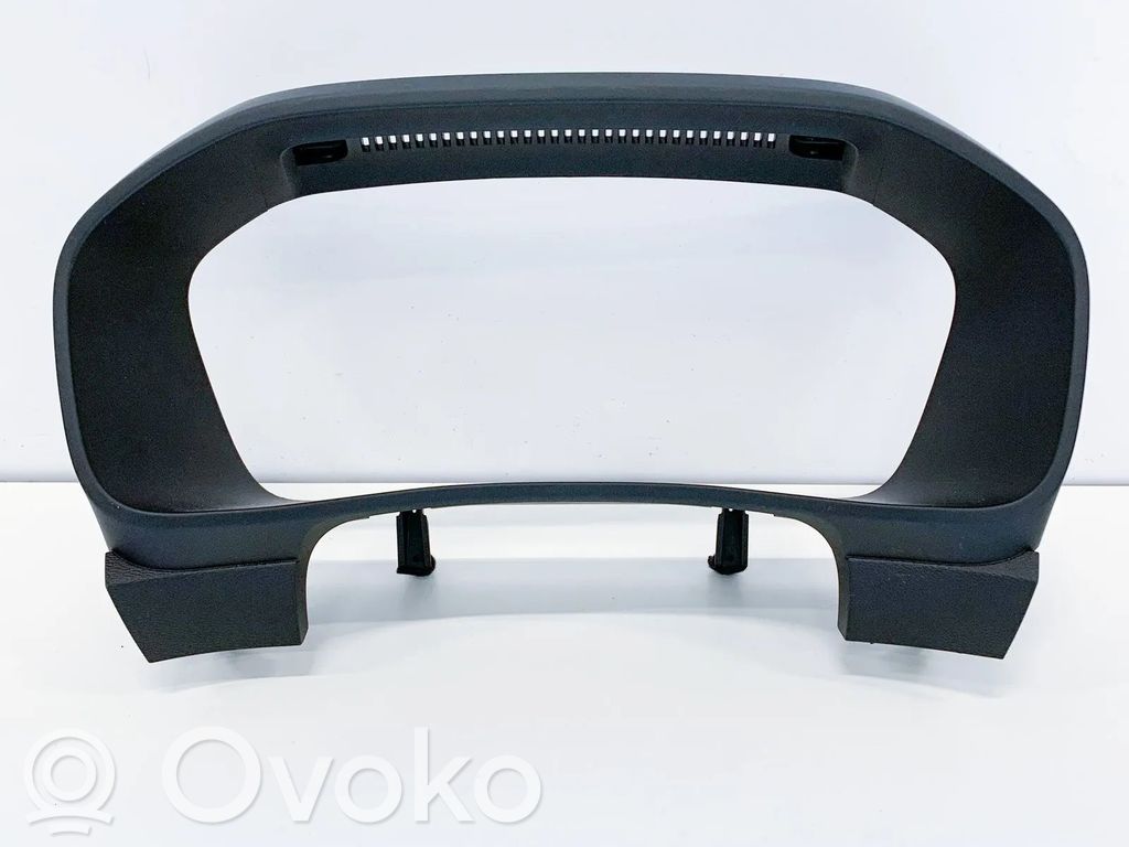 Volvo XC40 Moldura del panel 
