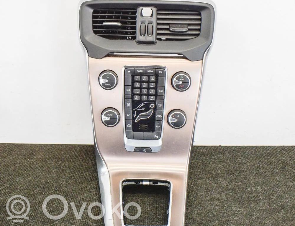 Volvo V40 Verkleidung Kombiinstrument Cockpit 