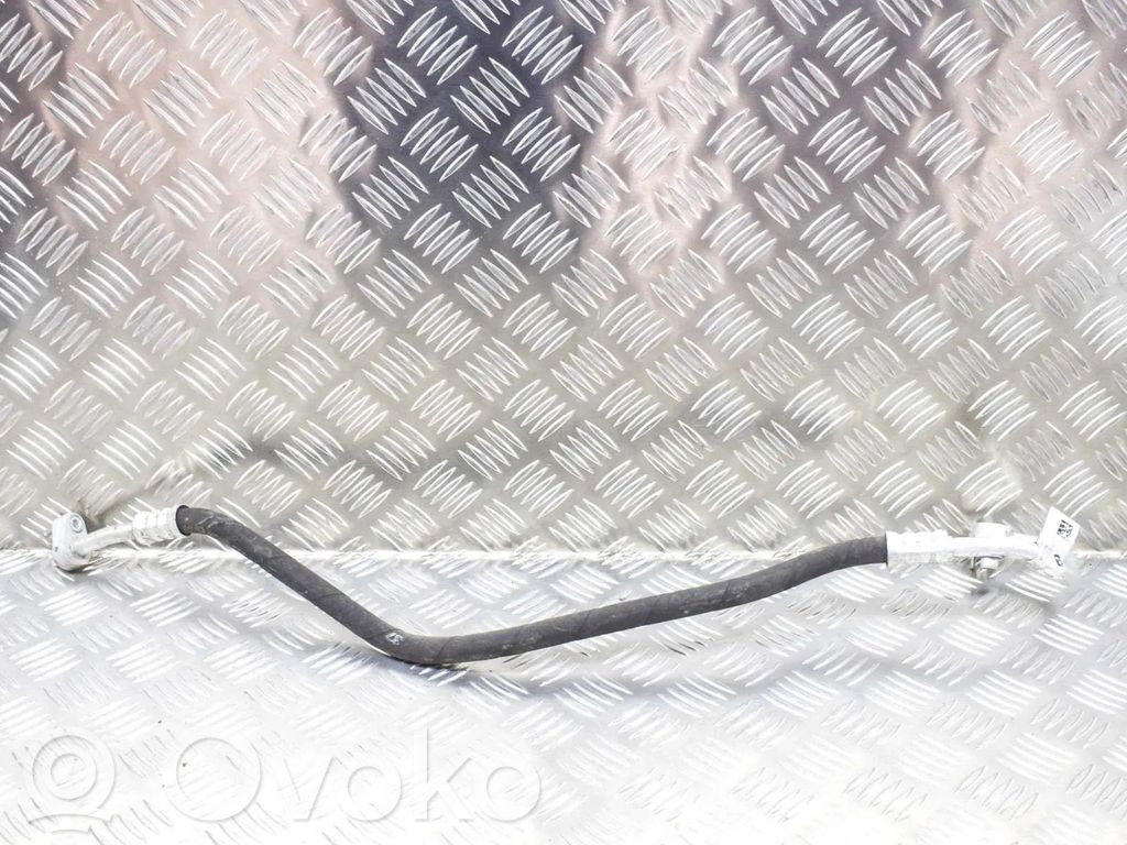 BMW X3 G01 Ilmastointilaitteen putki (A/C) 