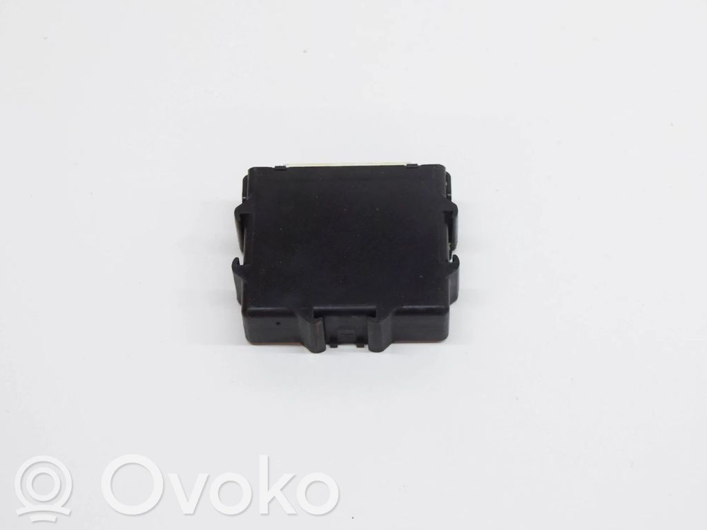 Lexus RX 450H Wing mirror control module 