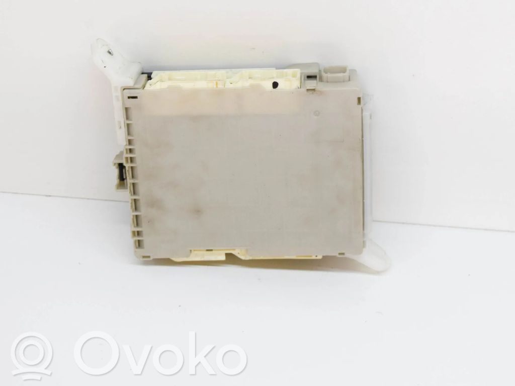 Lexus RX 450H Module de contrôle carrosserie centrale 