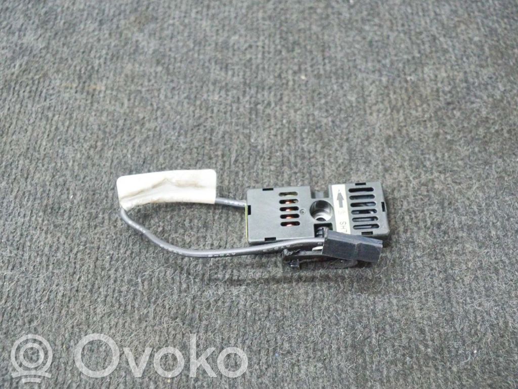 Tesla Model S Filtras antenos 