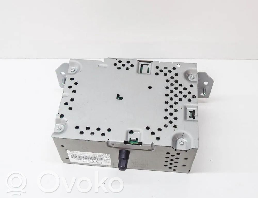 Ford Fiesta Panel / Radioodtwarzacz CD/DVD/GPS 