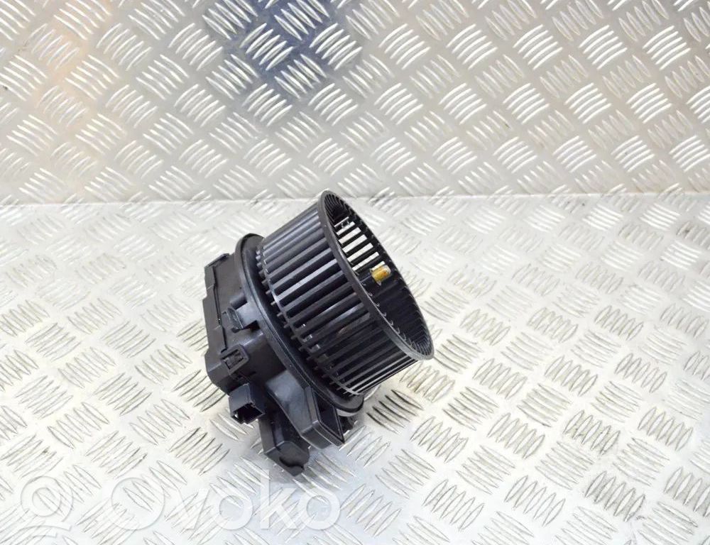 Audi Q5 SQ5 FY Mazā radiatora ventilators 