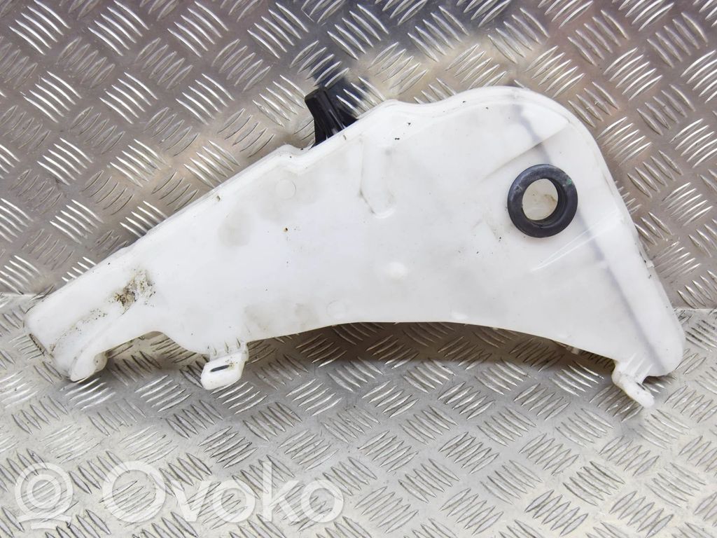 Audi A7 S7 4G Zbiornik płynu do spryskiwaczy szyby przedniej / czołowej 