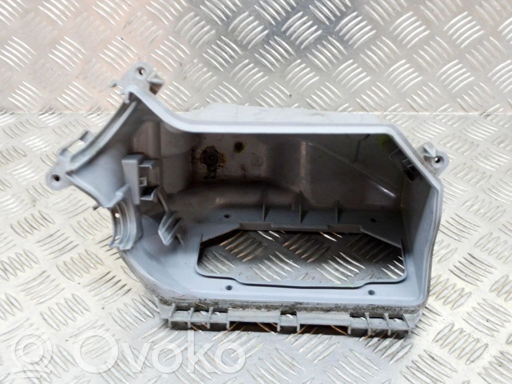 Audi A5 8T 8F Skrzynka bezpieczników / Komplet 