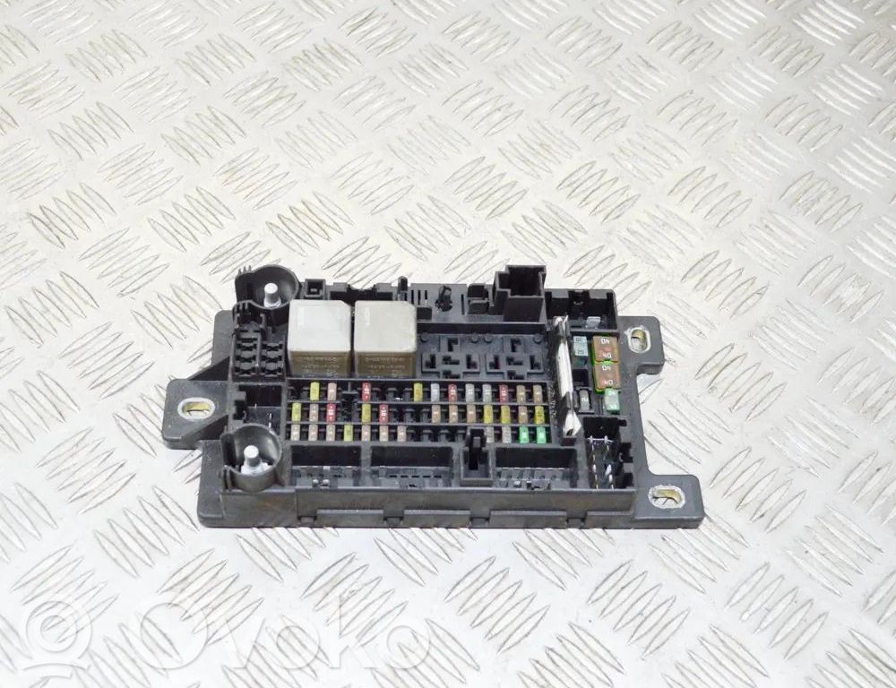 Блок предохранителей   J9C314K016BB,J9C314A073BB