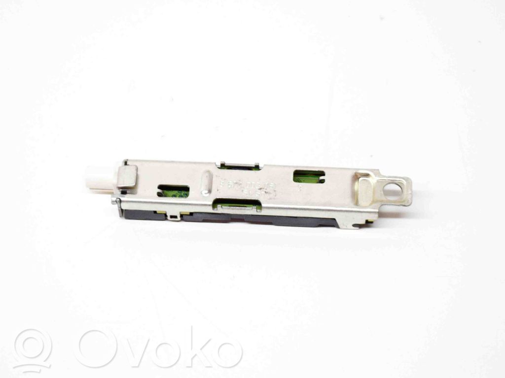 Volkswagen Scirocco Antenos stiprintuvas 