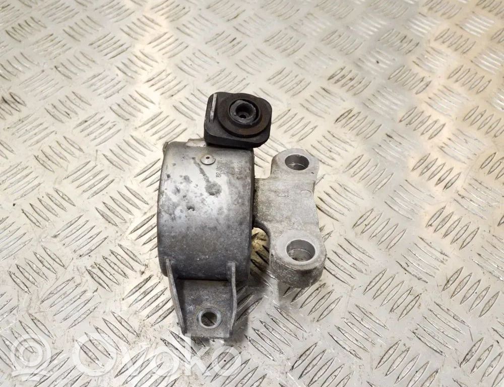 Opel Corsa F Engine mount bracket 