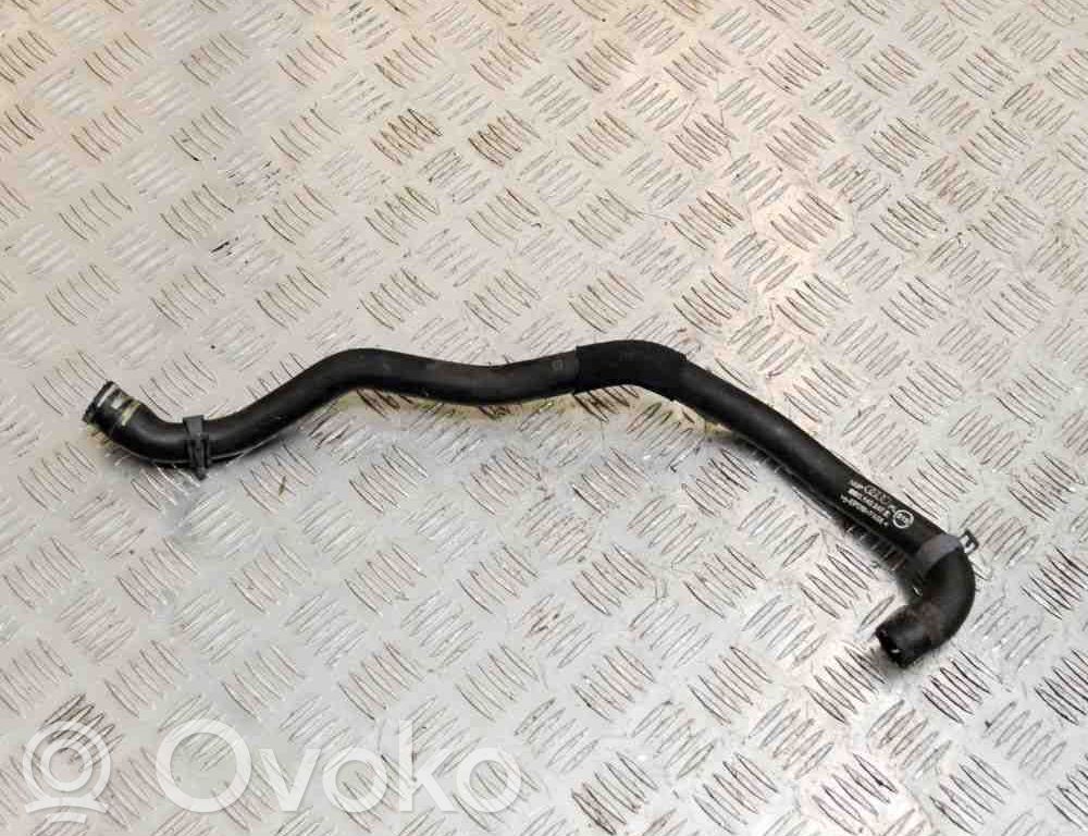 Audi A4 Allroad B9 Engine coolant pipe/hose 
