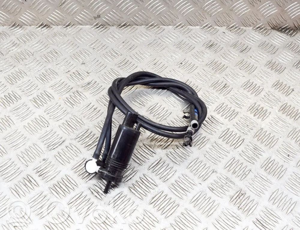 Land Rover Range Rover L405 Windscreen/windshield washer pump 