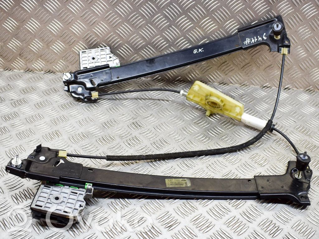 Elektryczny podnośnik szyby drzwi tylnych   994389105,9650386580
