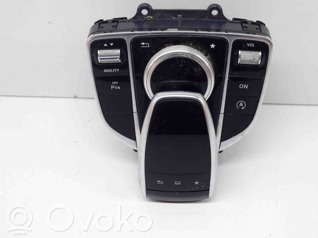 Mercedes-Benz C W205 Panel radia 