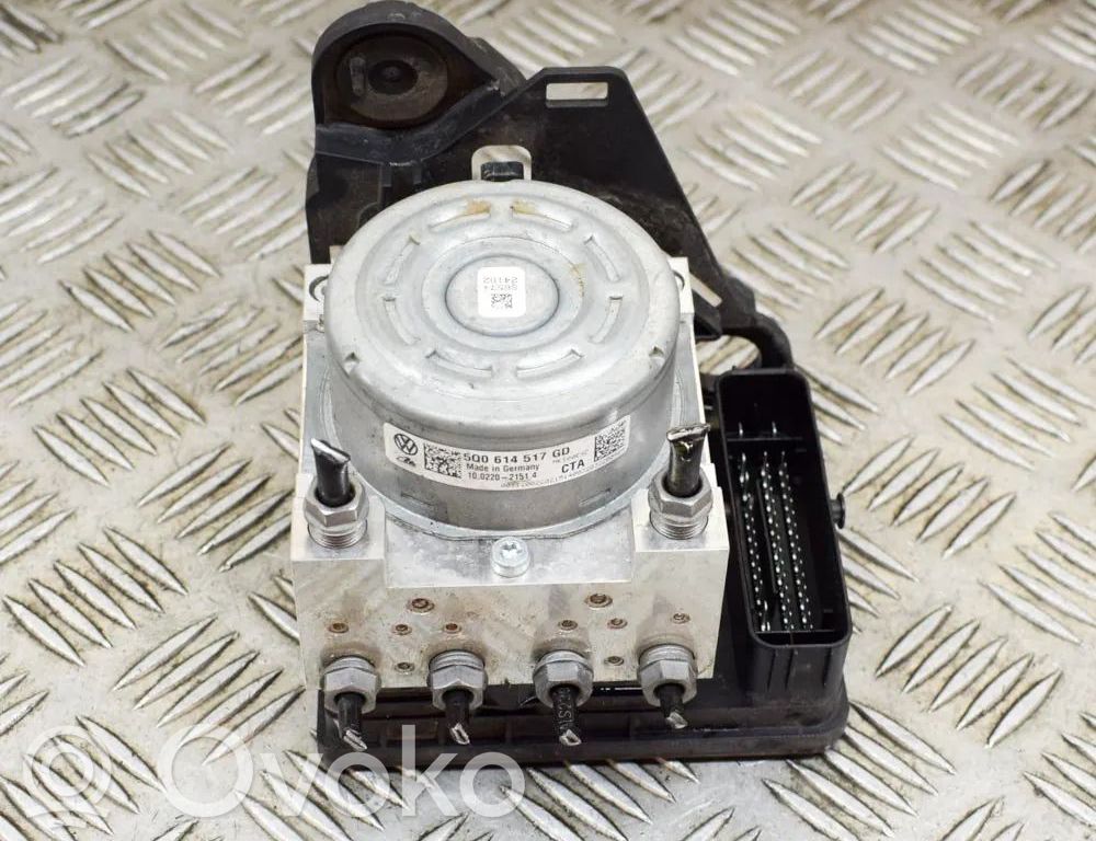 Skoda Superb B8 (3V) ABS Pump 
