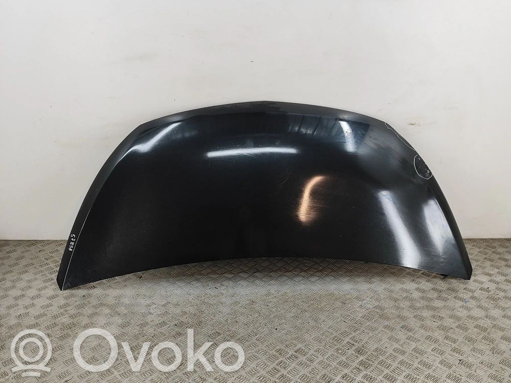 Opel Vivaro Konepelti 