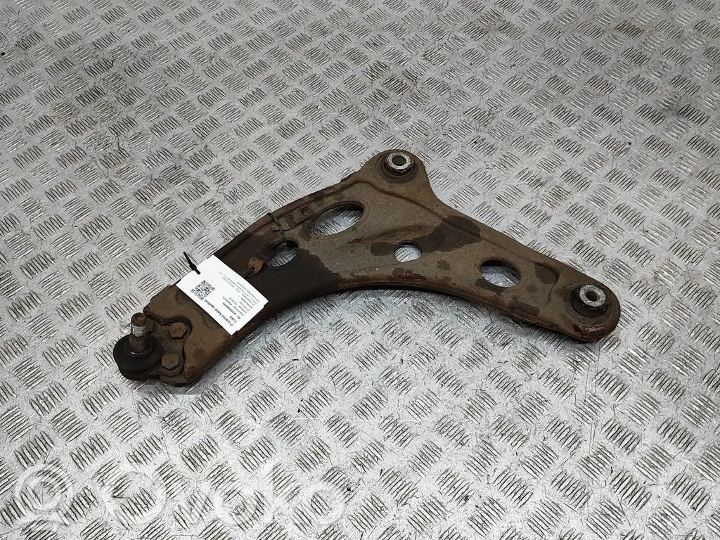 Opel Vivaro Front lower control arm/wishbone 