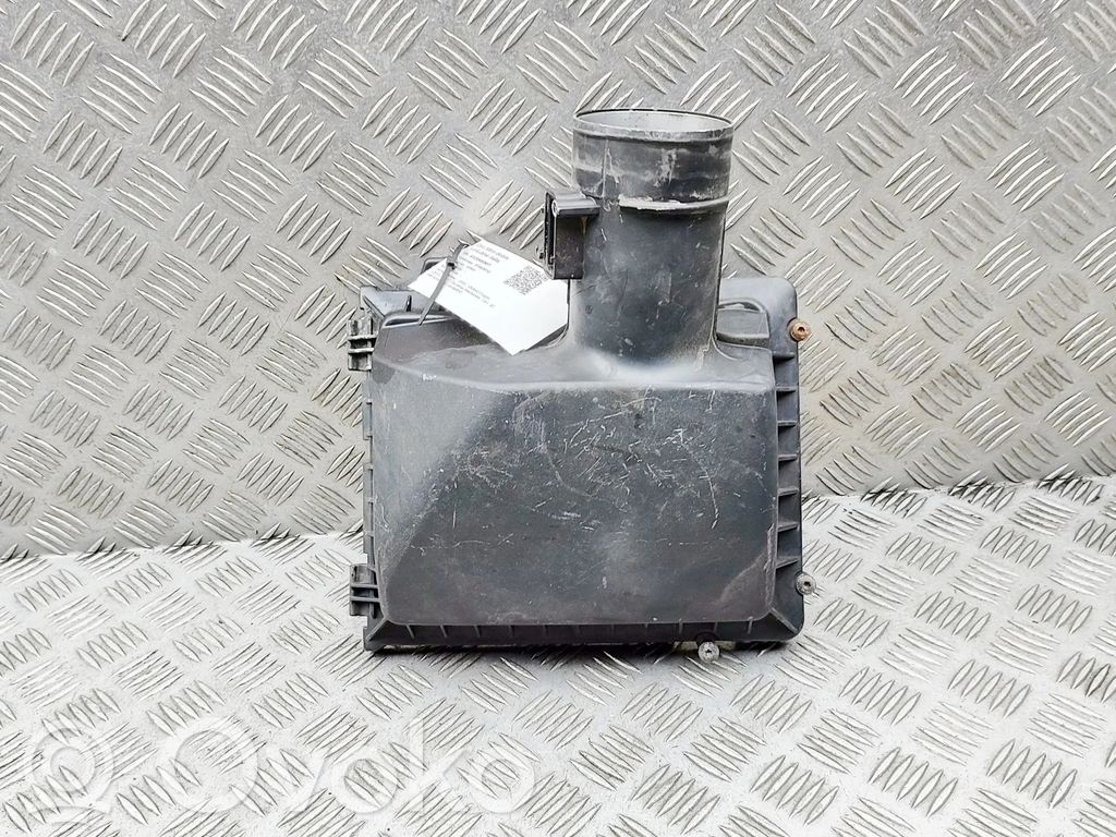 Opel Vivaro Coperchio scatola del filtro dell’aria 