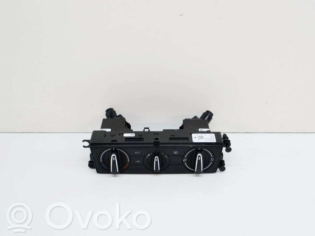 Skoda Kamiq Comutator control ventilator interior 