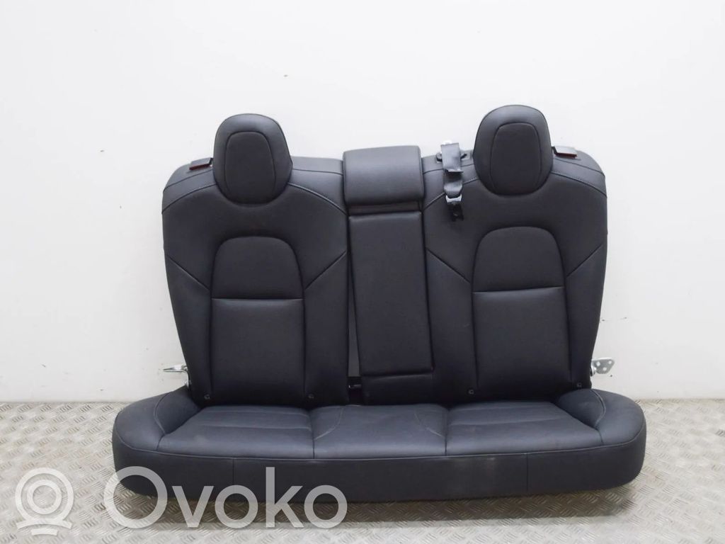 Tesla Model 3 Galinė sėdynė 