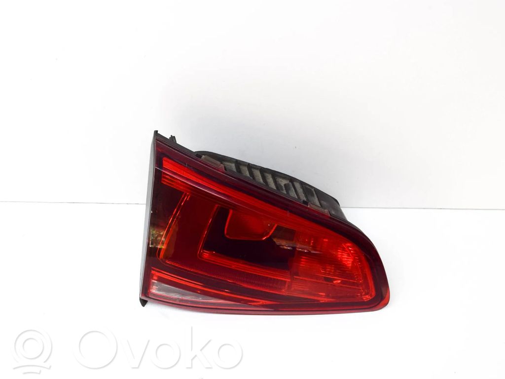 Volkswagen Golf VII Takaluukun takavalot 