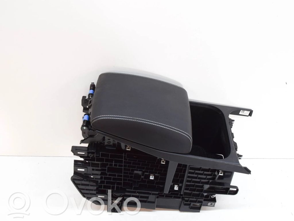 Jaguar E-Pace Center console 