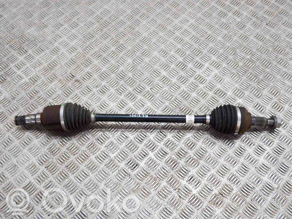 Półoś tylna   104416100D