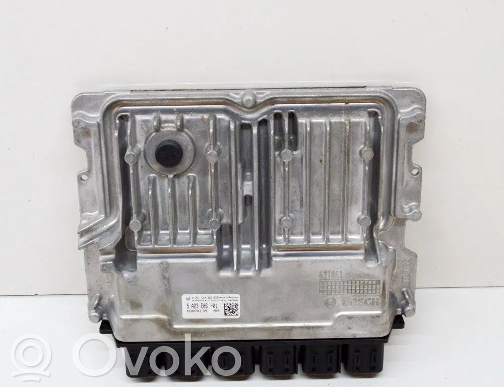 BMW 3 G20 G21 Variklio valdymo blokas 