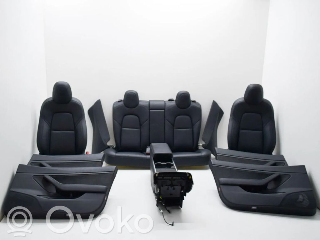 Tesla Model 3 Juego interior 